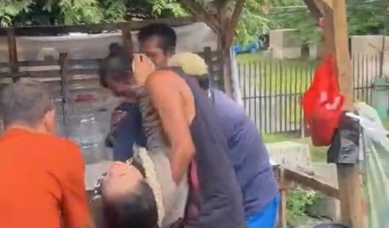 Kecelakaan Tunggal di Jembatan Pabrik Es Karawang : Korban Luka Berat, Warga Desak Perbaikan