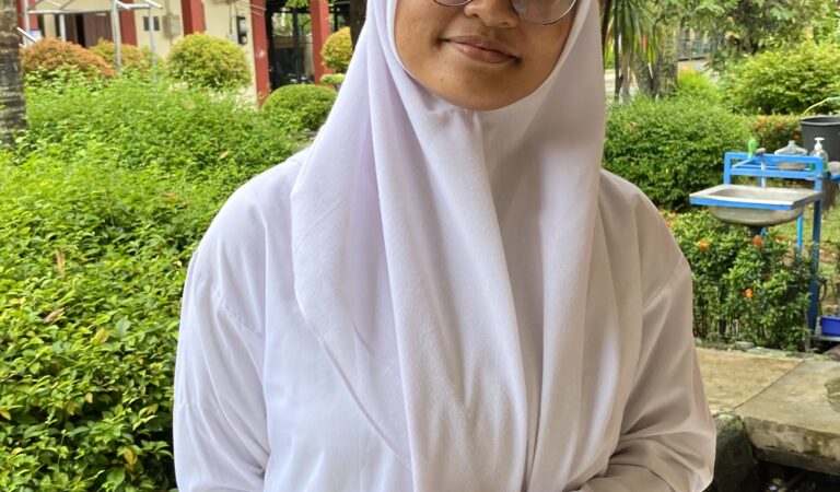 Siswa SMAN 4 Karawang Bergerak hingga ke DPR, Tuntut Pertanggungjawaban Sekolah Siswa SMAN 4 Karawang Bergerak hingga ke DPR, Tuntut Pertanggungjawaban Sekolah