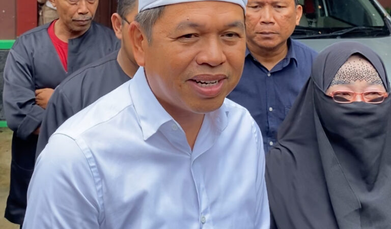 Gubernur Jabar Dedi Mulyadi Turun Tangan, Percepat Proses Input Data SNBP SMAN 4 Karawang
