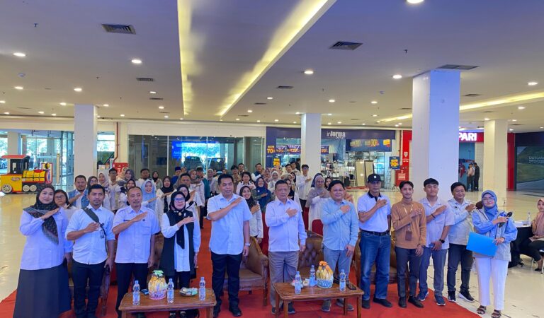 Maksimalkan Media Sosial, DPPKB Karawang Latih Admin untuk Kelola Konten Lebih Efektif