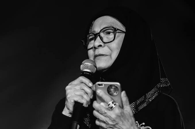 Selamat Jalan Bunda Iffet, Terima Kasih Telah Menjaga Slank Hingga Akhir