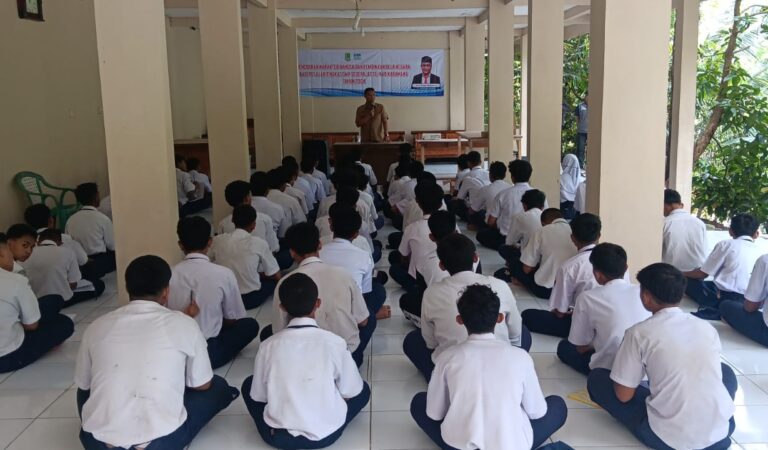 Program Pembinaan Siswa Bermasalah Sudah Berjalan Lebih Dulu di Karawang, Kini Diperkuat dengan Pendidikan Karakter Program Pembinaan Siswa Bermasalah Sudah Berjalan Lebih Dulu di Karawang, Kini Diperkuat dengan Pendidikan Karakter