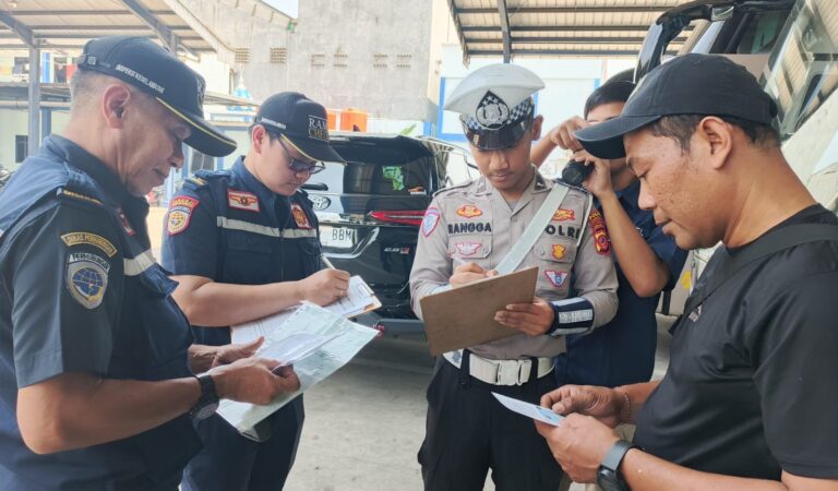 Pastikan Armada Layak Jalan, Karawang Mulai Ramp Check Bus Pariwisata untuk Nataru 2025
