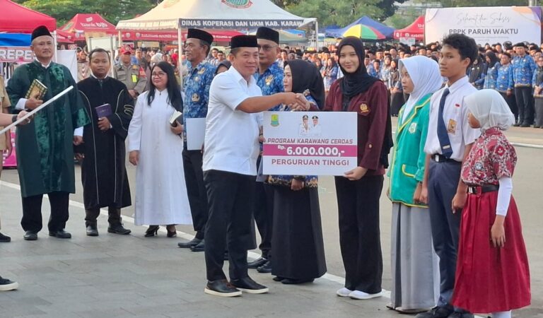 Di Tengah Efisiensi Anggaran, Pemkab Karawang Berencana Naikkan Beasiswa Kacer