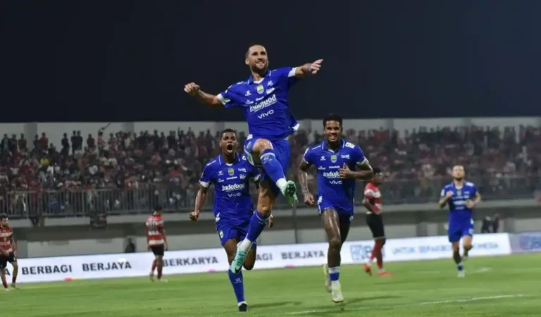 Epic Comeback Malut United atas Borneo FC Jaga Persib di Puncak Klasemen BRI Super League