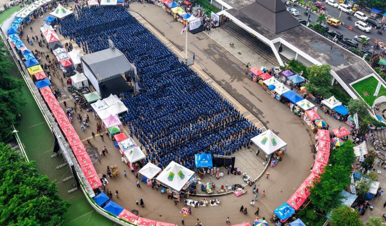 Ribuan PPPK Paruh Waktu Karawang Resmi Dilantik, Segini Gaji yang Diterima