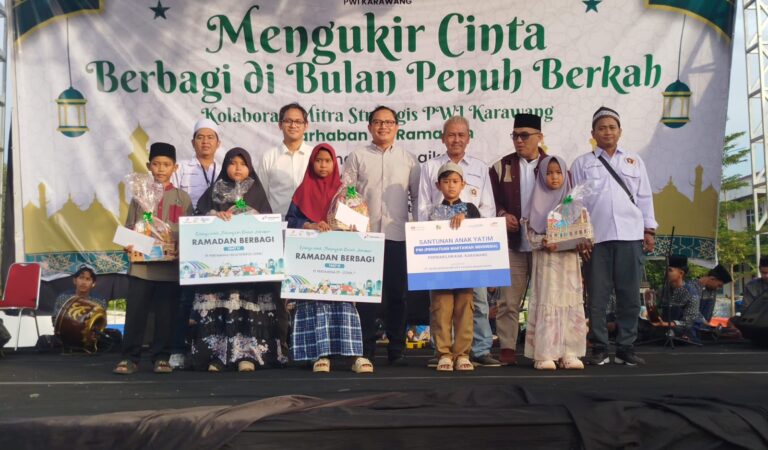 Seratus Senyum di Bulan Penuh Berkah, PWI Karawang Mengukir Cinta dalam Bingkai Ramadan