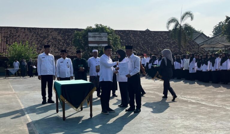 Rotasi Besar 353 Kepsek di Karawang, Kini Gunakan Sistem Objektif Berbasis Data