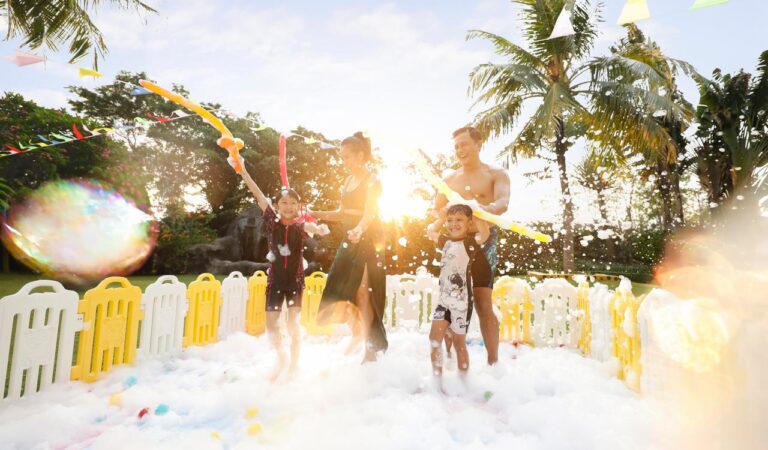 Foam Party, Bird Show, dan Water Slide! Ini Keseruan Liburan Sekolah di Resinda Karawang