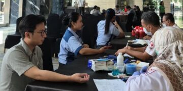 Donor darah Resinda Hotel Karawang bersama PMI