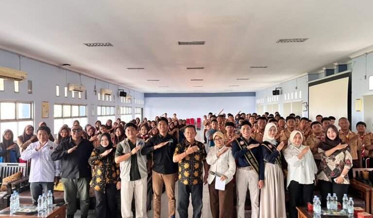 IPKB Goes To School Hadir di SMKN 1 Karawang, Pelajar Dikenalkan Dunia Jurnalistik