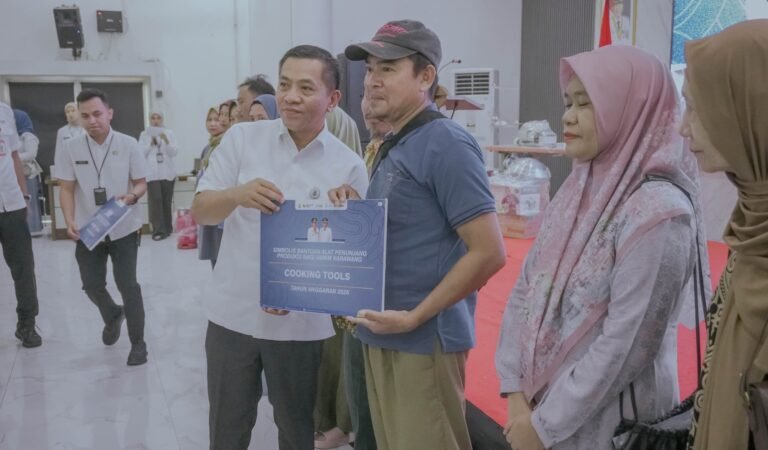 Anggaran UMKM Karawang Ditargetkan Tembus Rp13 Miliar pada 2027, Ini Komitmen Bupati Aep